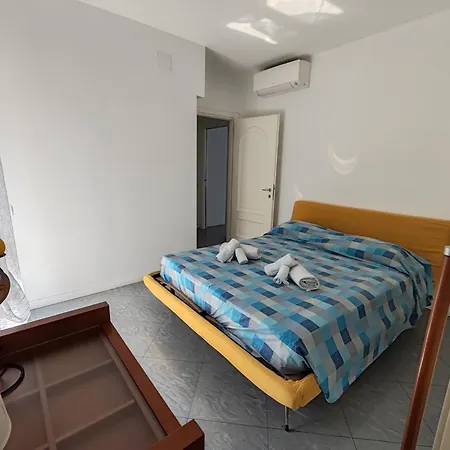 Due Passi Dal Mare * Αλάσιο