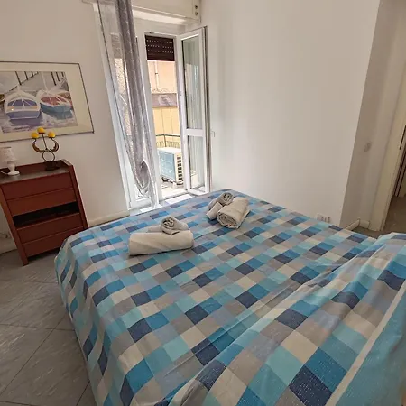 公寓 Due Passi Dal Mare